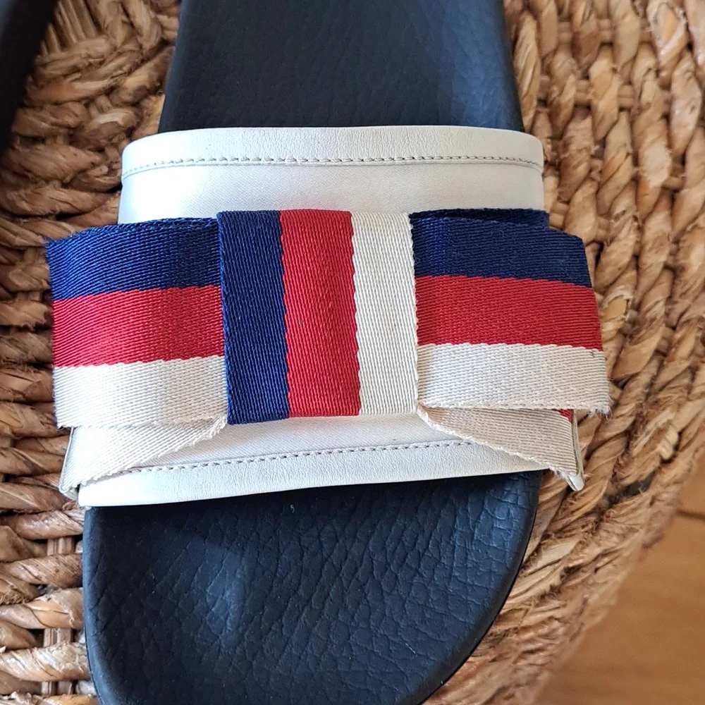 Gucci Womens Sylvie Satin Oversized Bow Slides Molded Rubber Soles EU38/US7.5-8 - Picture 9 of 15